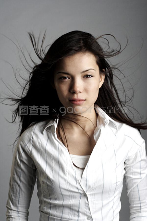 伊人app免费观看直播 热门2